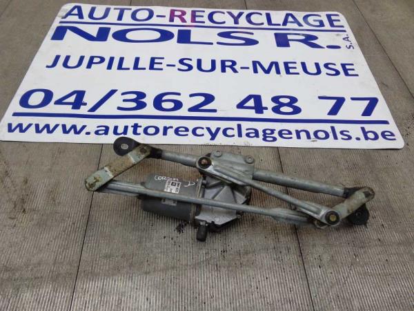 MOTEUR D ESSUIE GLACE AVANT OPEL - Vue 1